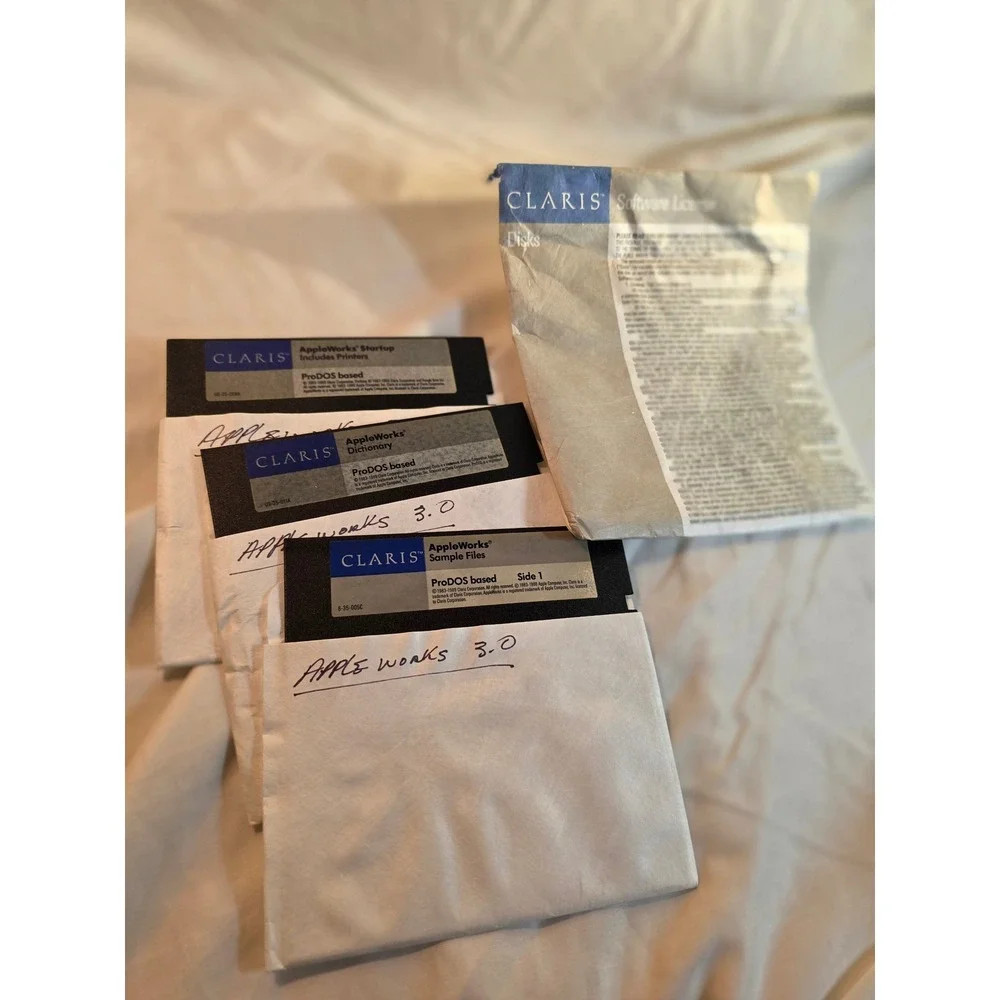 Claris AppleWorks 3.0 ProDOS Software Floppy Disks Startup Dictionary Samples